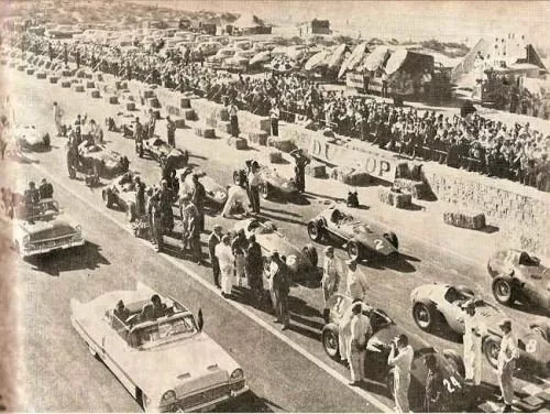 « Hawthorn est vraiment très gentleman ! » – Video GP F1 Maroc 1957
