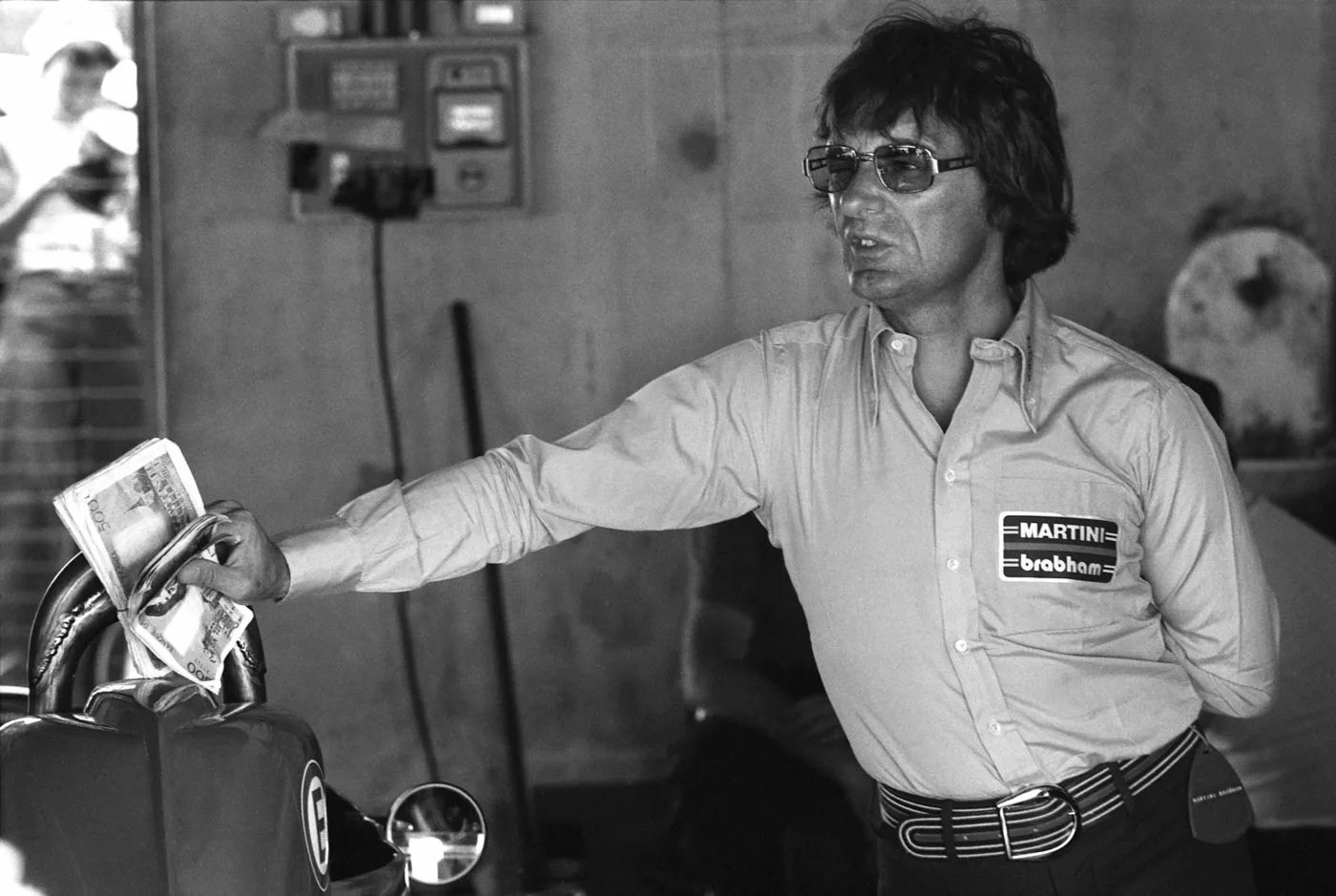 Et  Bernie Ecclestone prit le pouvoir…  1/3 – Jupes contre turbos