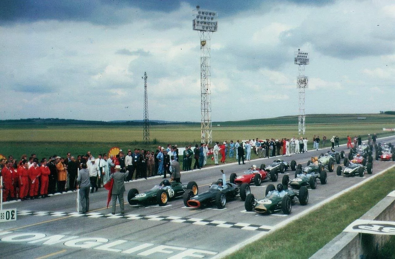 Petits compléments au « cadeau » de Gérard Crombac – Reims 1963