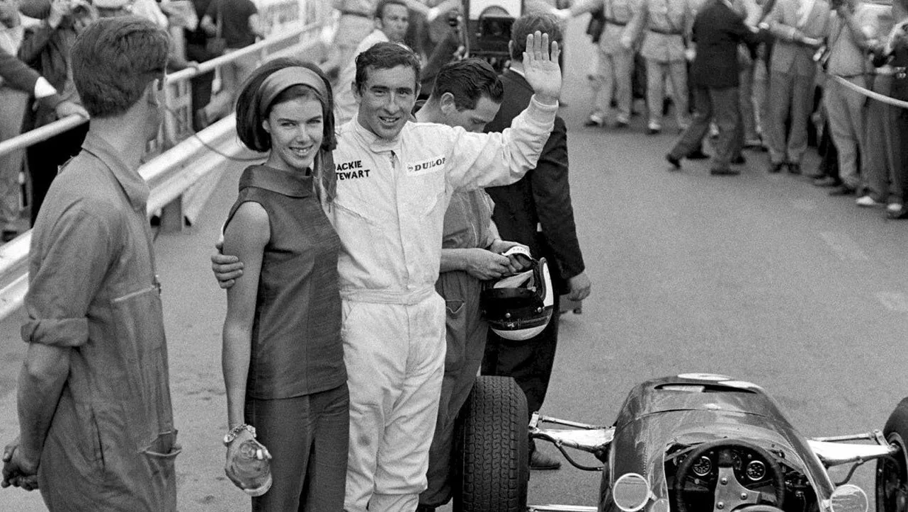 Monaco 1966 : Stands en effervescence.