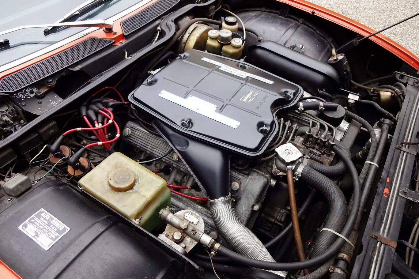 Alfa Romeo Montreal